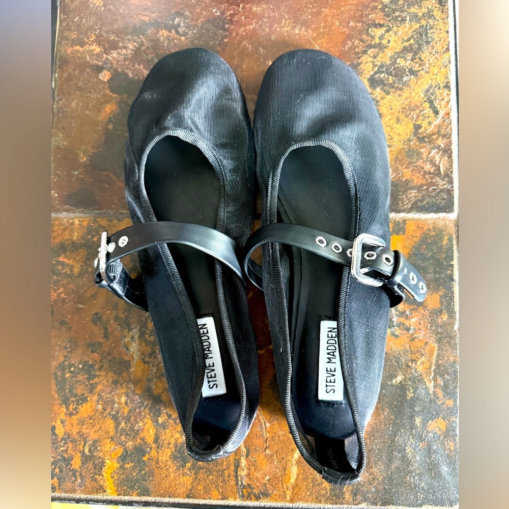 Steve Madden ballet shoes 🖤